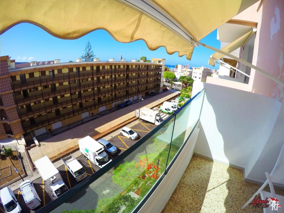 Edificio Abora Apartment Los Cristianos  Bagian luar foto