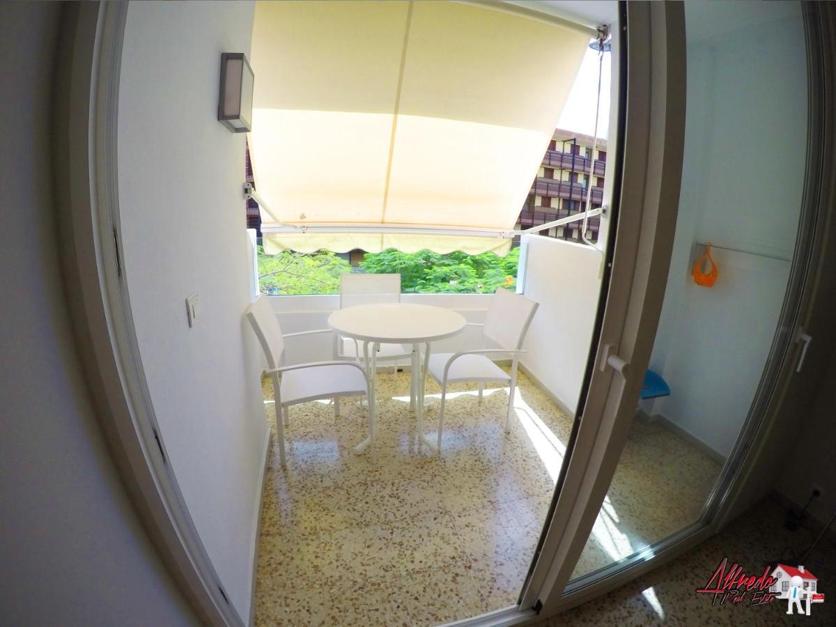 Edificio Abora Apartment Los Cristianos  Bagian luar foto